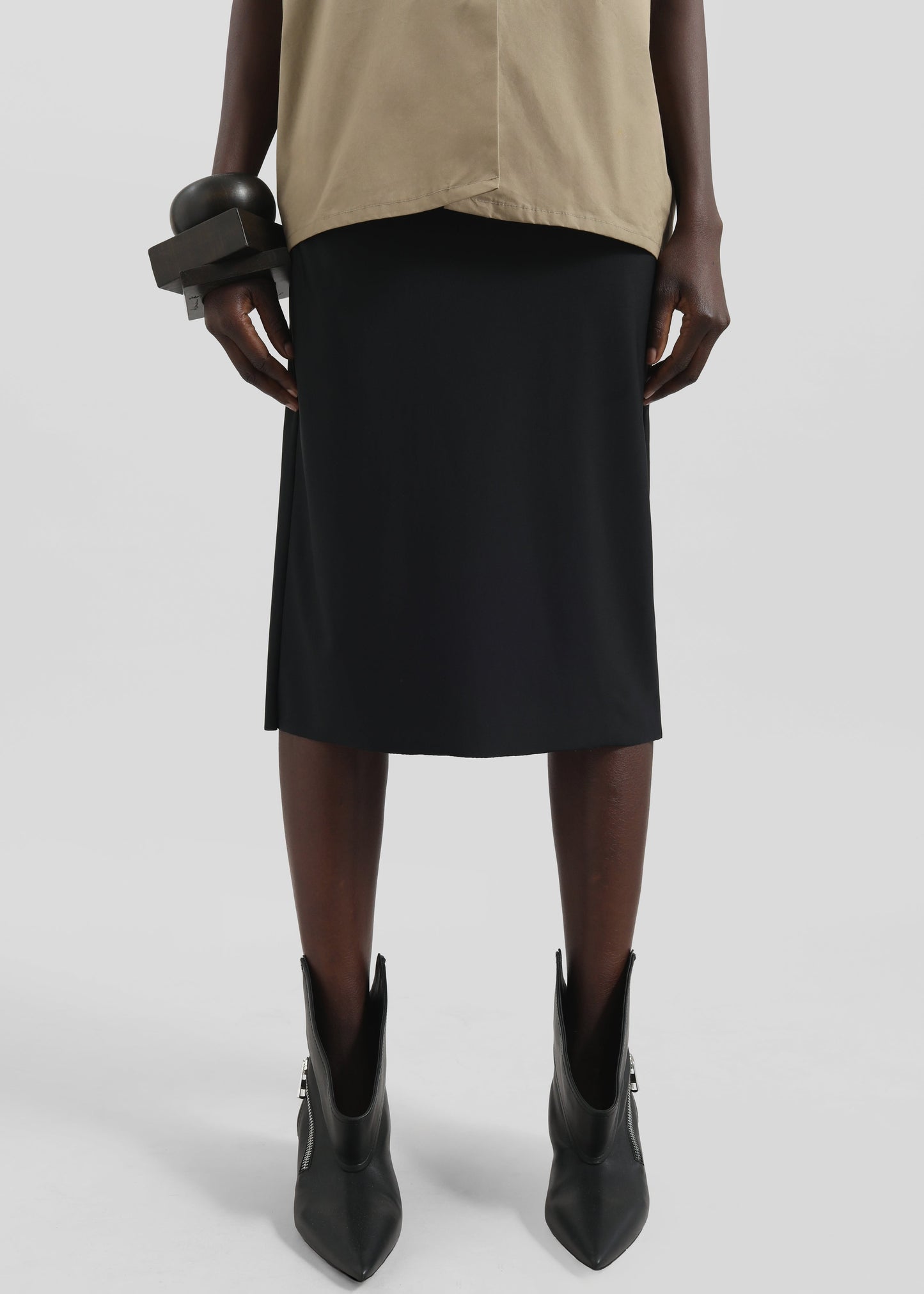 Viera Midi Skirt - Black